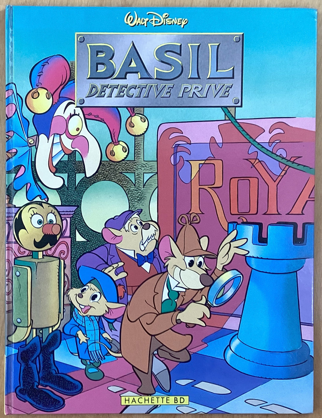 Basil, Detective Prive