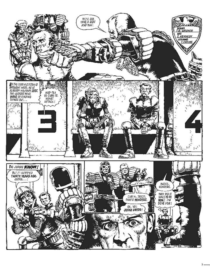 Judge Dredd: The Complete Cam Kennedy Vol. 1