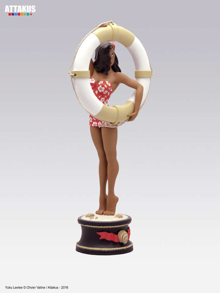 Olivier Vatine's Yuku Leelee Pacific Pin-Up Statue (in a crushed box)